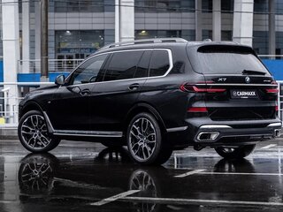 2024 BMW X7 40i I (G07) Рестайлинг, чёрный, 14490000 рублей, вид 5