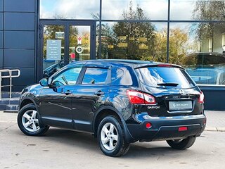 2013 Nissan Qashqai I Рестайлинг, чёрный, 989000 рублей, вид 4
