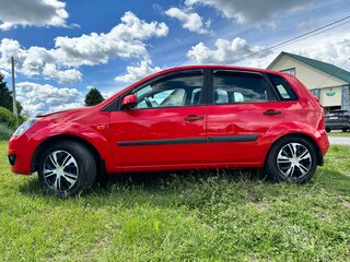 2007 Ford Fiesta Mk5, красный, 335000 рублей, вид 5