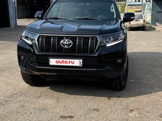2021 Toyota Land Cruiser Prado 150 Series Рестайлинг 3, чёрный, 6000000 рублей, вид 2