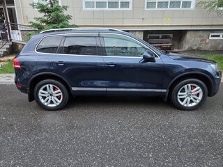 2010 Volkswagen Touareg II, синий, 1700000 рублей, вид 3