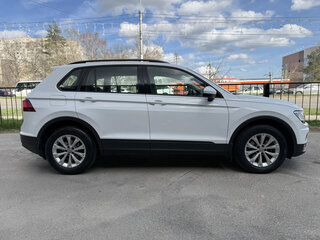 2019 Volkswagen Tiguan II, белый, 2650000 рублей, вид 3