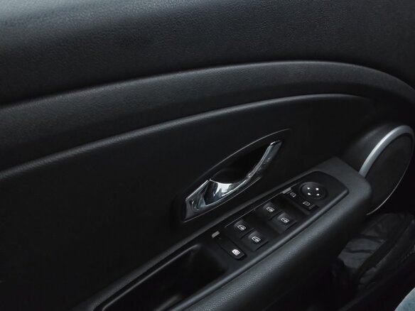 2012 Renault Fluence I, серый, 700000 рублей - вид 8