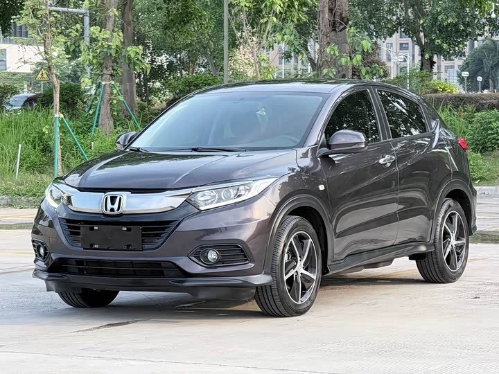 Открыть фотографии: Honda Vezel I Рестайлинг