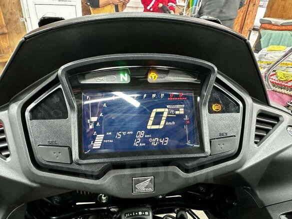 2015 Honda VFR 800X (Crossrunner), белый, 890000 рублей - вид 27