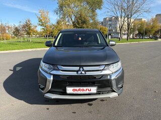 2016 Mitsubishi Outlander III Рестайлинг 2, серый, 1399000 рублей, вид 2
