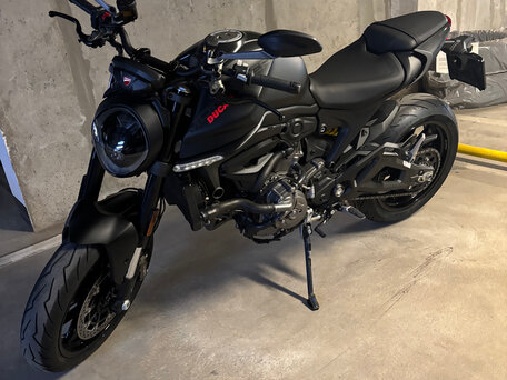 2021 Ducati Monster 937, чёрный, 1100000 рублей, вид 5