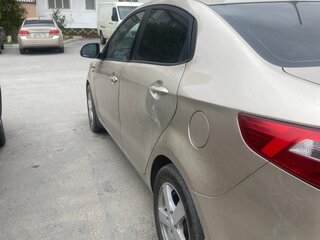 2012 Kia Rio 4-speed III, бежевый, 930000 рублей, вид 2