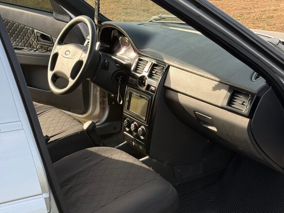 2008 Lada (ВАЗ) Priora I, серебристый, 350000 рублей - вид 9