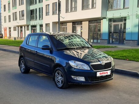 2011 Skoda Fabia II Рестайлинг, синий, 535000 рублей, вид 3