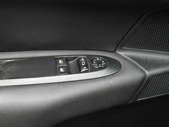 2012 Citroen C4 II, коричневый - вид 13