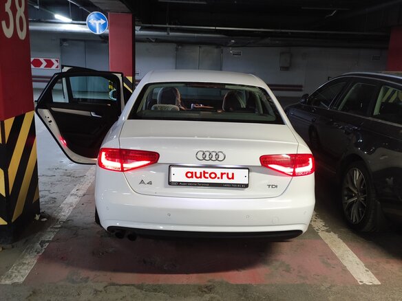 2012 Audi A4 IV (B8) Рестайлинг, белый, 1300000 рублей - вид 2
