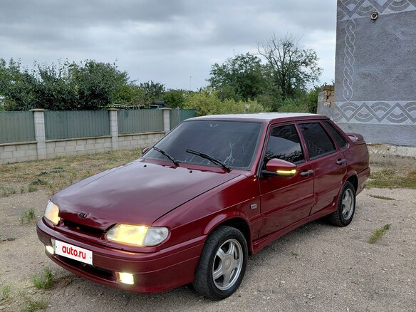 2005 Lada (ВАЗ) 2115, красный, 167000 рублей