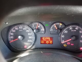 2014 Fiat Doblo I Рестайлинг, бежевый, 650000 рублей, вид 3