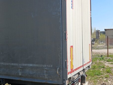 2017 Schmitz Cargobull 9084, серебристый, 1710000 рублей, вид 2