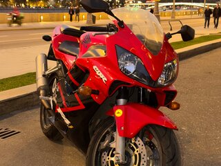 2001 Honda CBR 600F, красный, 450000 рублей, вид 5