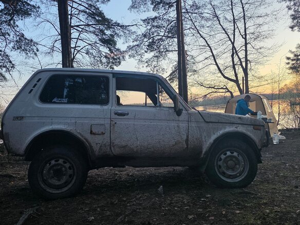 1991 Lada (ВАЗ) 2121 (4x4) I, белый, 125000 рублей - вид 3