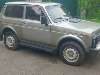 1998 Lada (ВАЗ) 2121 (4x4) I Рестайлинг, серебристый, 250000 рублей, вид 2