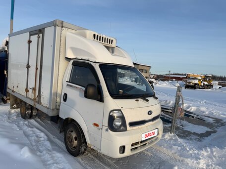2013 Kia Bongo, белый, 900000 рублей, вид 1