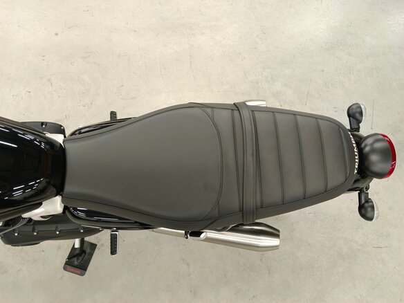 2023 Triumph Speed Twin, чёрный, 930000 рублей - вид 23