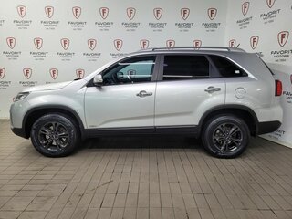 2013 Kia Sorento II Рестайлинг, серебристый, 1599000 рублей, вид 5