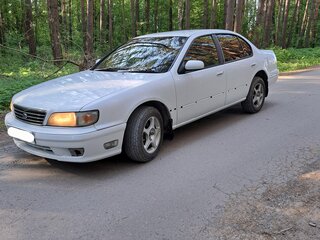1996 Nissan Cefiro II (A32), белый, 255000 рублей, вид 2