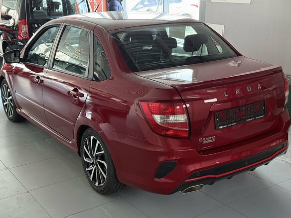 2025 Lada (ВАЗ) Granta Sport I Рестайлинг, красный, 1657000 рублей - вид 5