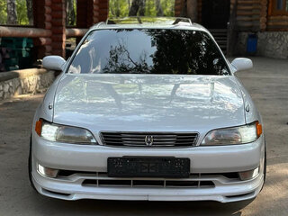 1995 Toyota Mark II VII (X90), белый, 2390000 рублей, вид 3