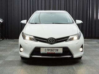 2014 Toyota Auris II, белый, 1077000 рублей, вид 2