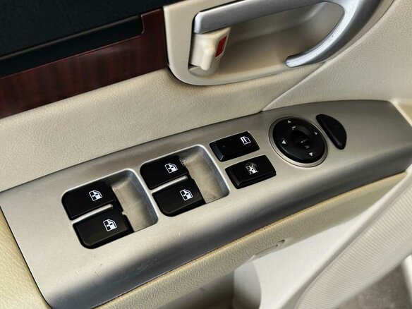 2008 Hyundai Santa Fe II, чёрный, 920000 рублей - вид 11