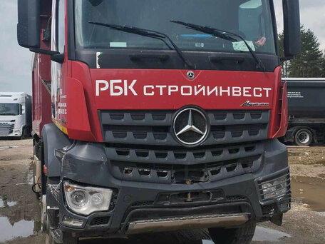 2021 Mercedes-Benz Arocs, красный, 8335000 рублей, вид 1