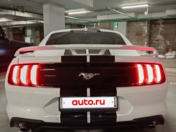 2022 Ford Mustang VI Рестайлинг, белый, 3795000 рублей - вид 16