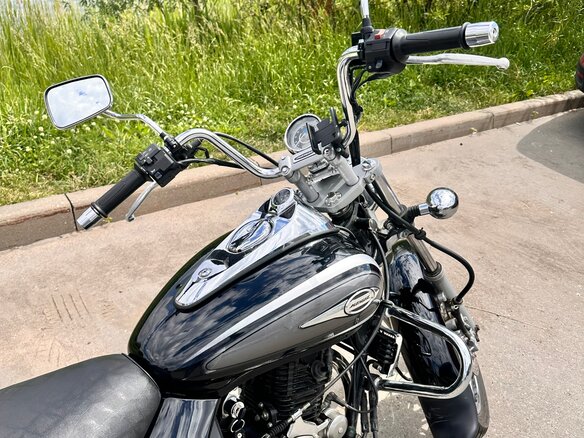 2017 Bajaj Avenger, чёрный, 180000 рублей - вид 1