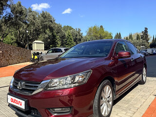 2013 Honda Accord IX, красный, 1800000 рублей, вид 3