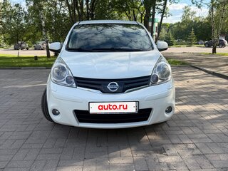 2013 Nissan Note I Рестайлинг, белый, 999999 рублей, вид 2