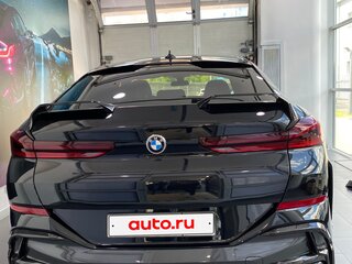 2021 BMW X6 40d III (G06), чёрный, 13500000 рублей, вид 5