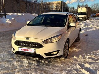 2015 Ford Focus III Рестайлинг, белый, 790000 рублей, вид 4