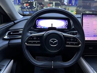 2024 Mazda EZ-6 28.4 kWh, белый, 3288000 рублей, вид 5