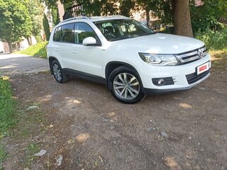 2016 Volkswagen Tiguan I Рестайлинг, белый, 2150000 рублей, вид 3