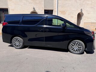 2016 Toyota Alphard III, чёрный, 3500000 рублей, вид 3
