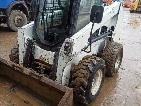 2013 Bobcat S630, белый, 1800000 рублей, вид 5