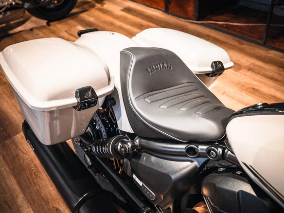 2026 Indian Scout, серый, 2440000 рублей - вид 14