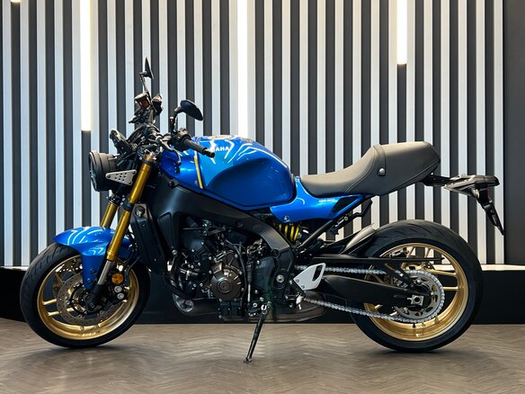 2022 Yamaha XSR900, синий - вид 6
