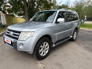 2011 Mitsubishi Pajero IV, серебристый, 1550000 рублей, вид 1