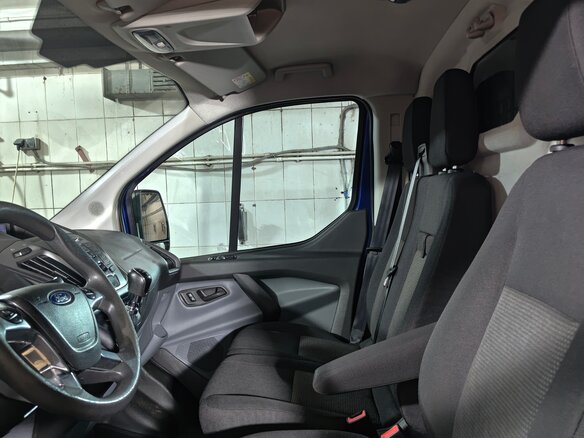 2015 Ford Transit Custom, синий, 1400000 рублей - вид 10