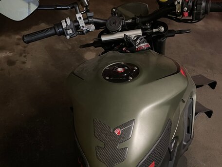 2022 Ducati Streetfighter V2, зелёный, 1800000 рублей, вид 5