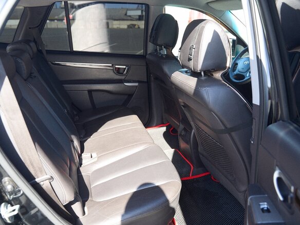 2011 Hyundai Santa Fe II Рестайлинг, чёрный, 1350000 рублей - вид 11