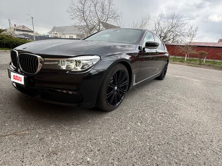 2017 BMW 7 серии 730i VI (G11/G12), чёрный, 2800000 рублей, вид 3