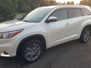 2014 Toyota Highlander III (XU50), белый, 2650000 рублей, вид 1