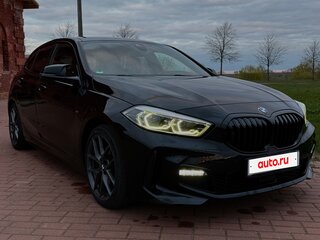 2022 BMW 1 серии 118i III (F40), чёрный, 2300000 рублей, вид 5